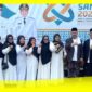 Henny Yusita mewakili Ketua Bawaslu Kabupaten Sambas mengikuti Upacara Peringatan Hari Santri Nasional di Halaman Kantor Bupati Sambas, Kamis (22/10/2026).